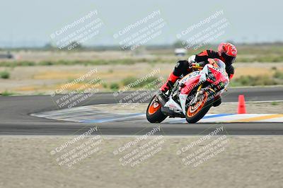 media/Apr-18-2025-TrackDaz (Fri) [[45f5874c44]]/C Group/Session 1 (Turn 7)/